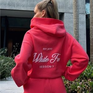 PRICE DROP!!! Season 7 Oversized Hoodie Sorbet size M/L - BRAND NEW CONDITION